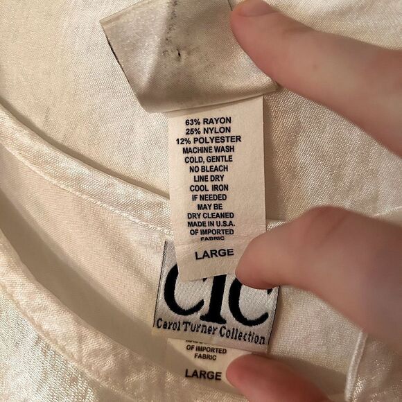 Two Pieces- CTC Carol Turner Collection Women’s Size Large White Tank and Jacket - Picture 8 of 11